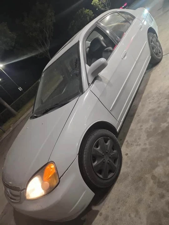 2001 Honda Civic 7th Gen - Image 4 of 4
