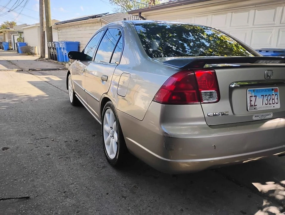 2001 Honda Civic 7th Gen - Image 5 of 9