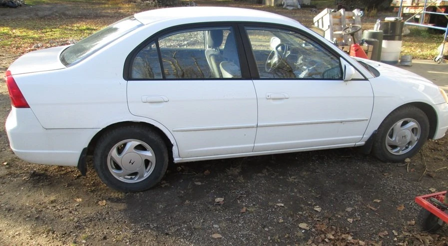 2001 Honda Civic 7th Gen - Image 2 of 14
