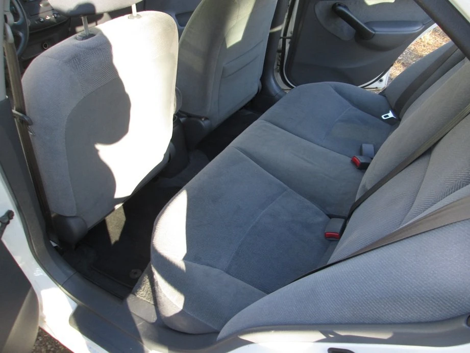 2001 Honda Civic 7th Gen - Image 9 of 14