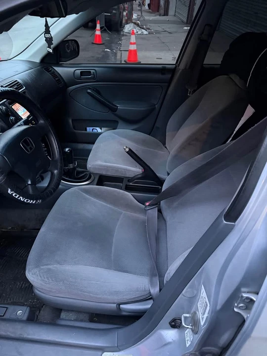 2001 Honda Civic 7th Gen - Image 4 of 12