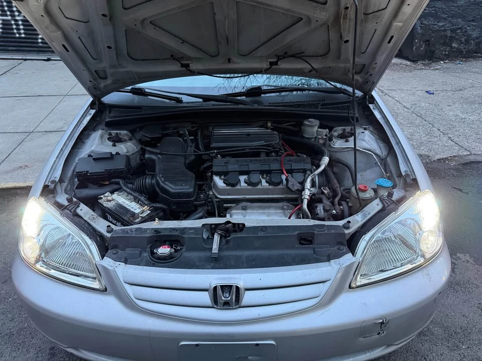 2001 Honda Civic 7th Gen - Image 5 of 12
