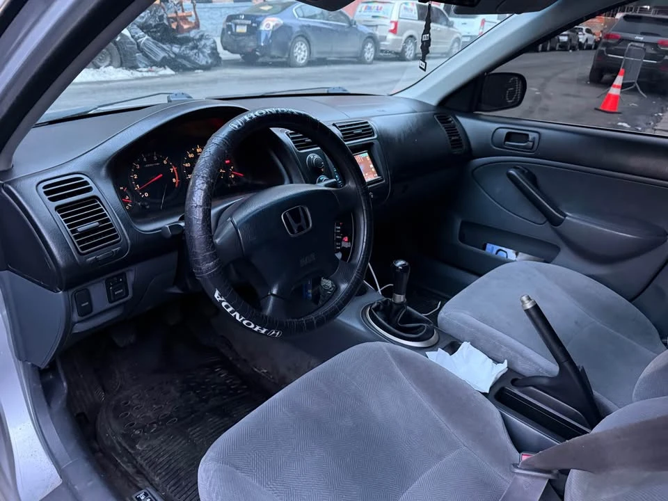 2001 Honda Civic 7th Gen - Image 10 of 12