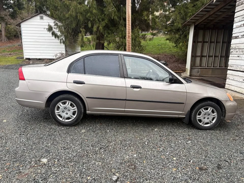 2001 Honda Civic 7th Gen - Image 3 of 5