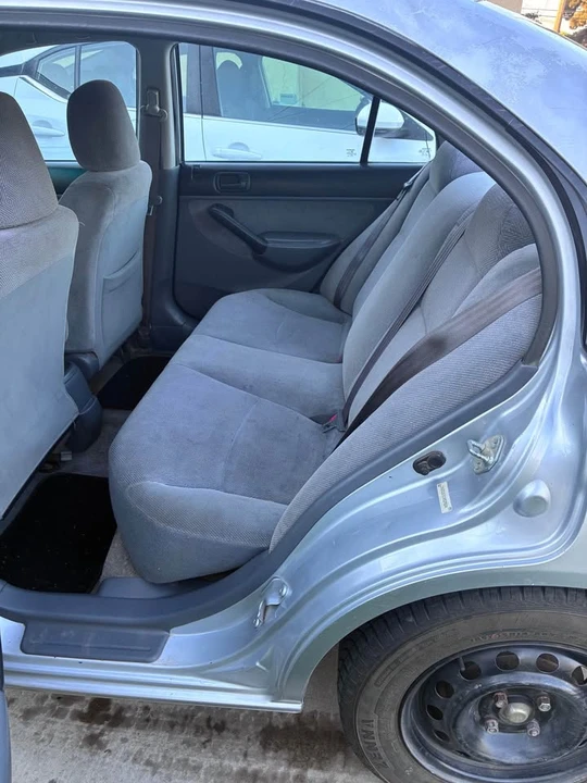 2001 Honda Civic 7th Gen - Image 2 of 5