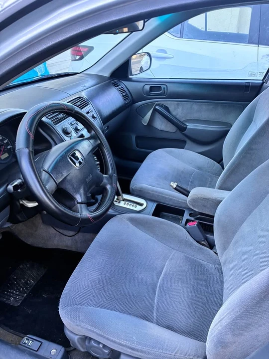 2001 Honda Civic 7th Gen - Image 4 of 5