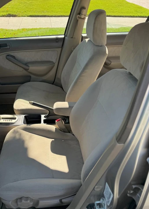 2001 Honda Civic 7th Gen - Image 11 of 17