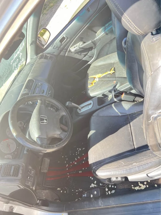 2001 Honda Civic 7th Gen - Image 6 of 8
