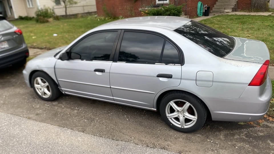 2001 Honda Civic 7th Gen - Image 2 of 5