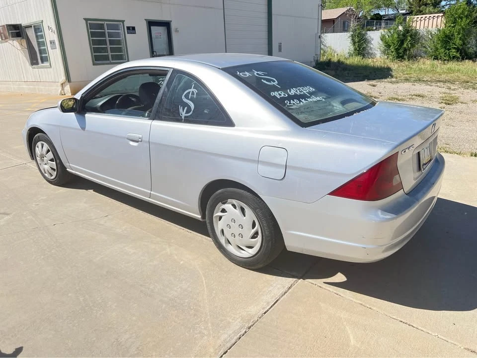2001 Honda Civic 7th Gen - Image 4 of 9