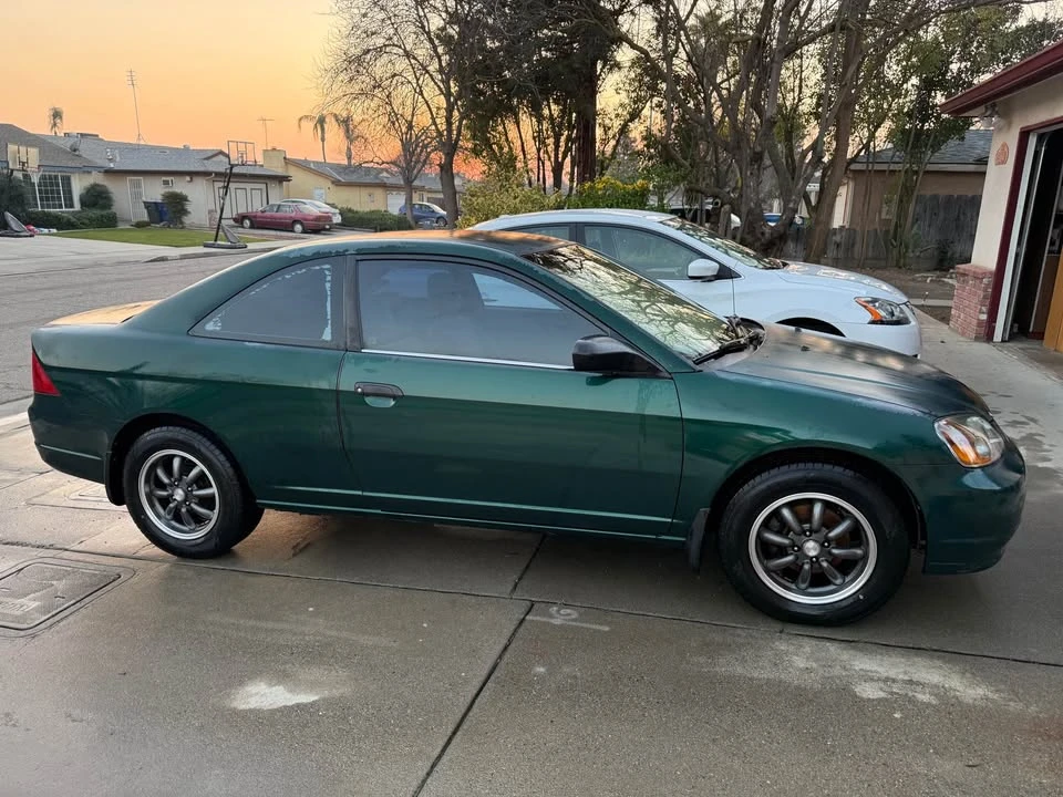 2001 Honda Civic 7th Gen - Image 2 of 7