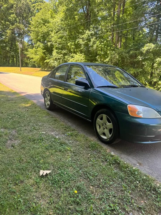 2001 Honda Civic 7th Gen - Image 2 of 7