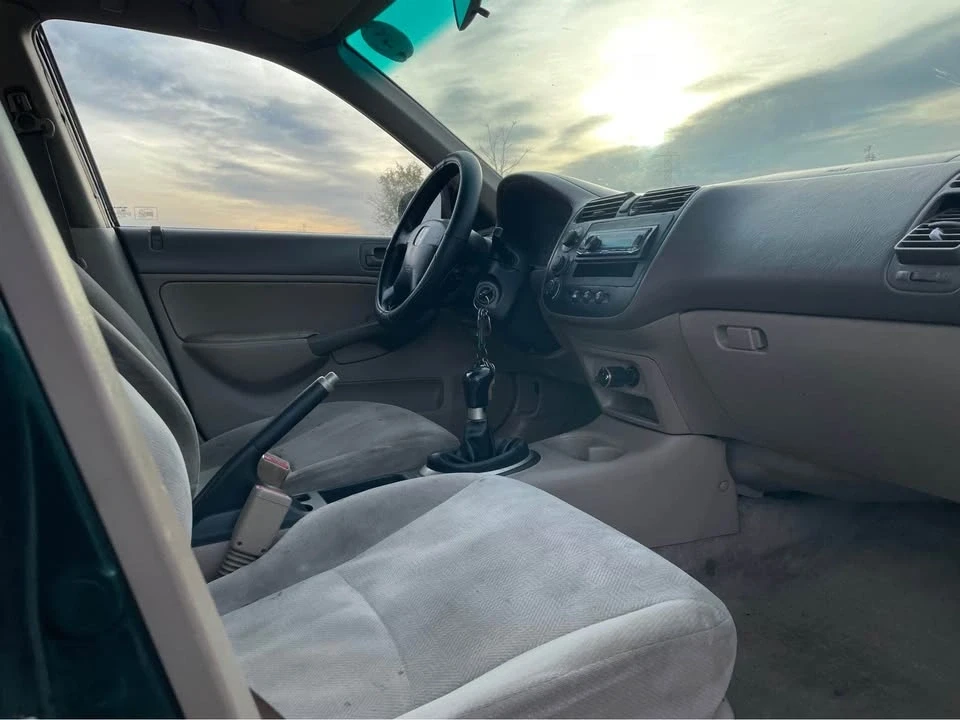 2001 Honda Civic 7th Gen - Image 11 of 14