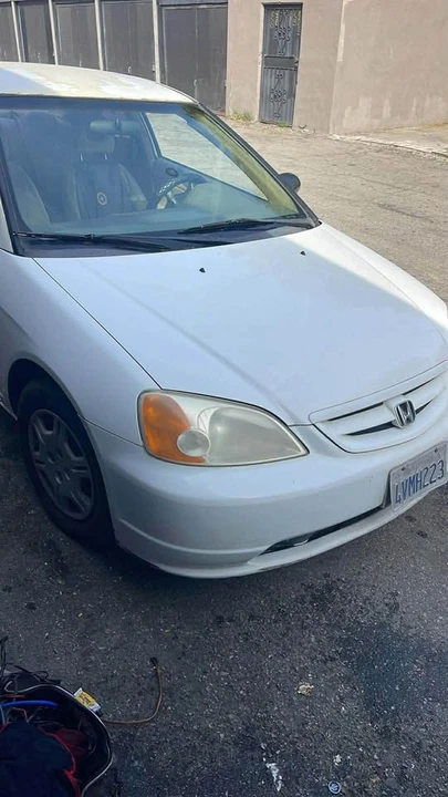 2001 Honda Civic 7th Gen - Image 3 of 8