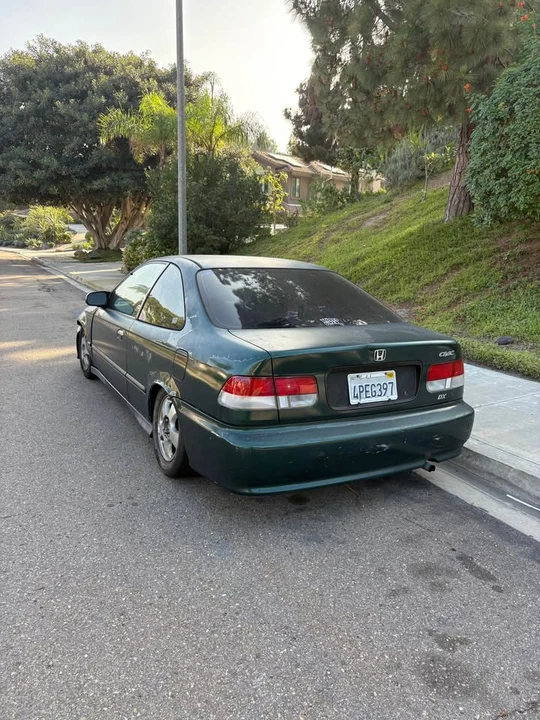2001 Honda Civic 7th Gen - Image 2 of 5