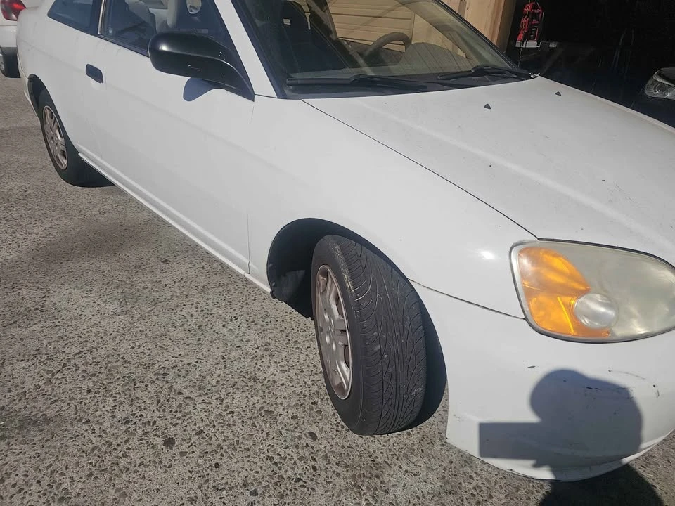 2001 Honda Civic 7th Gen - Image 4 of 7