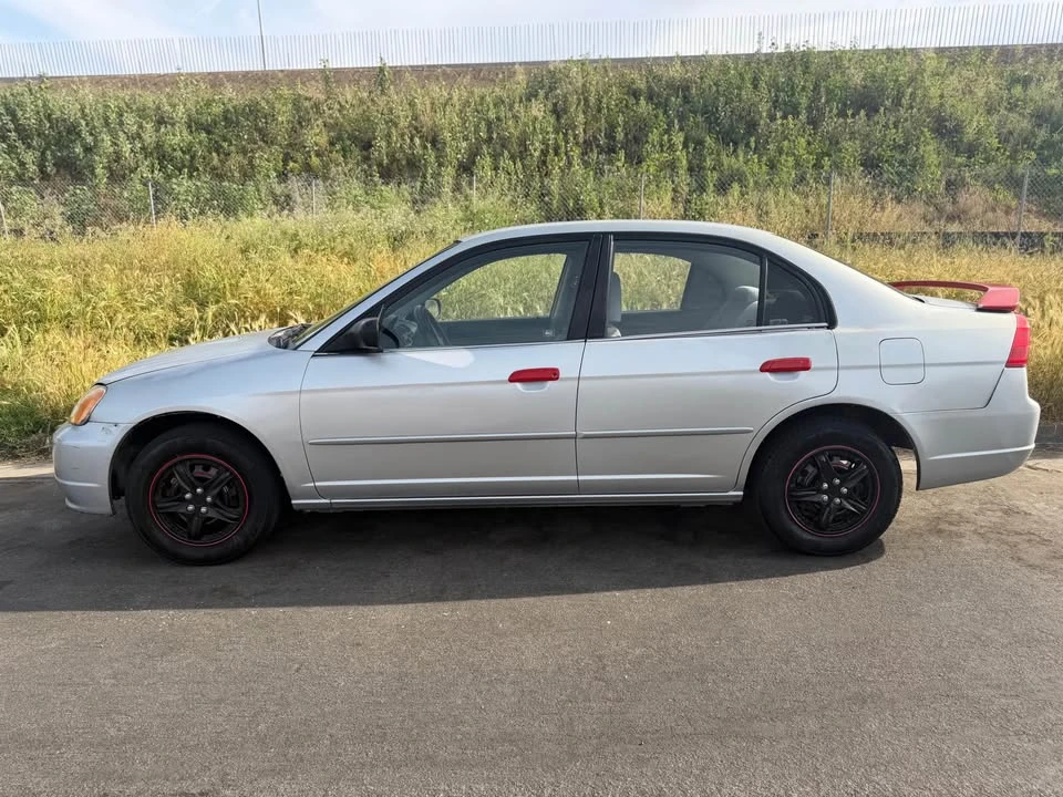 2001 Honda Civic 7th Gen - Image 4 of 9