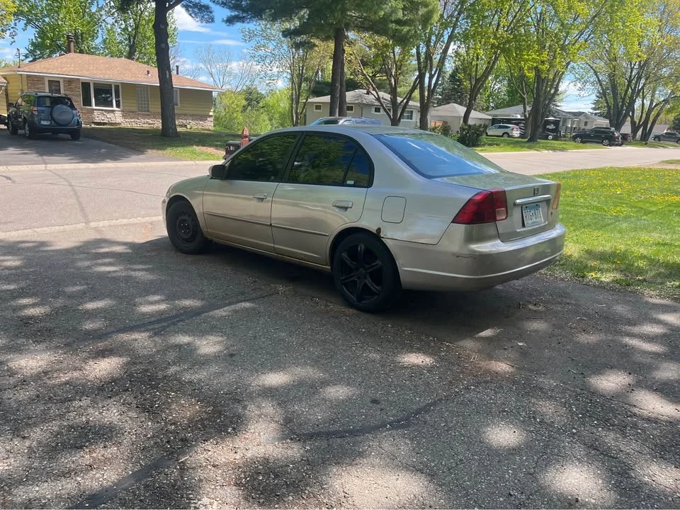 2001 Honda Civic 7th Gen - Image 3 of 7
