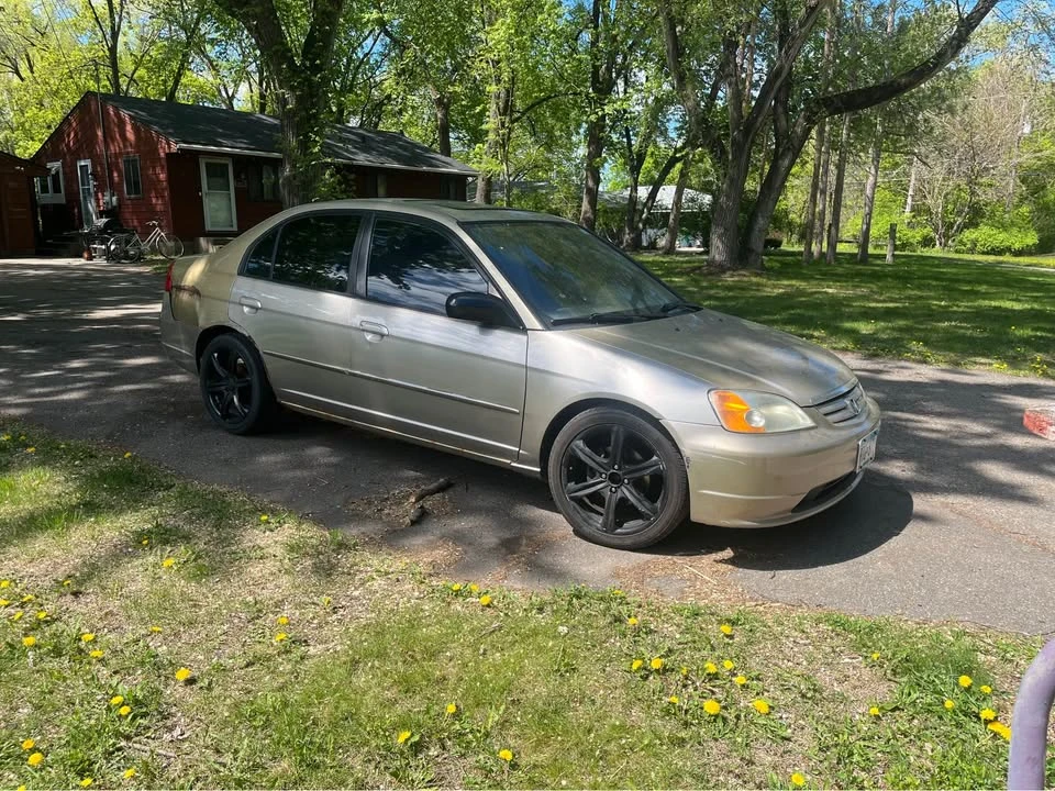 2001 Honda Civic 7th Gen - Image 2 of 7