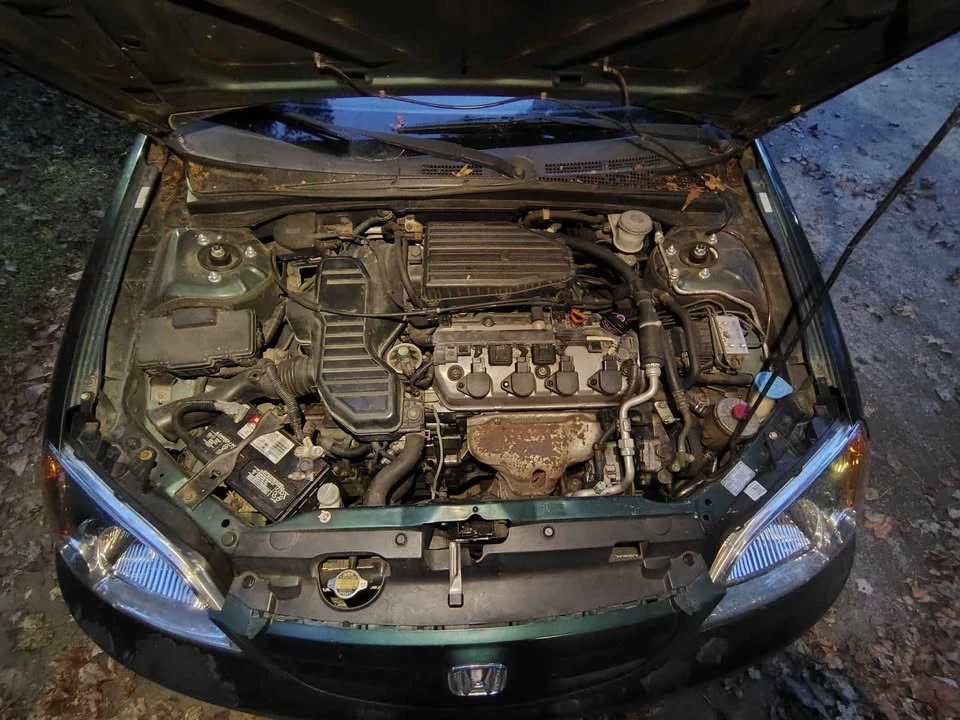 2001 Honda Civic 7th Gen - Image 2 of 7
