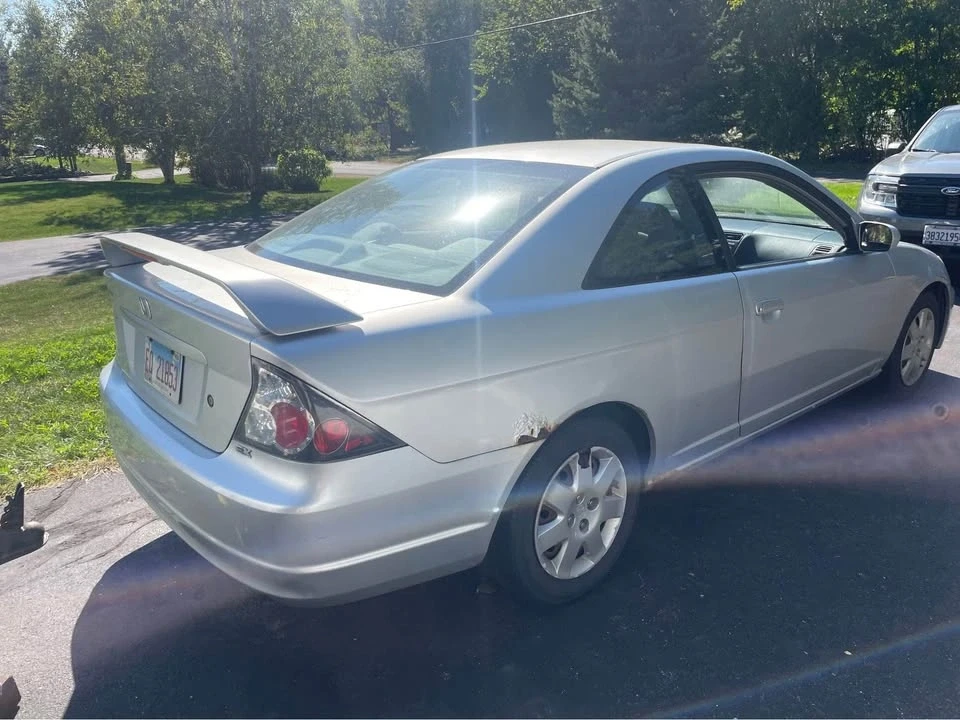 2001 Honda Civic 7th Gen - Image 2 of 8