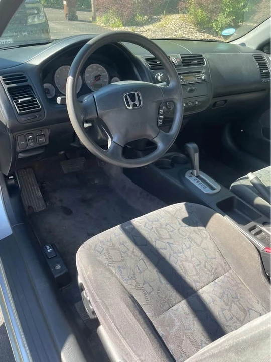2001 Honda Civic 7th Gen - Image 5 of 8