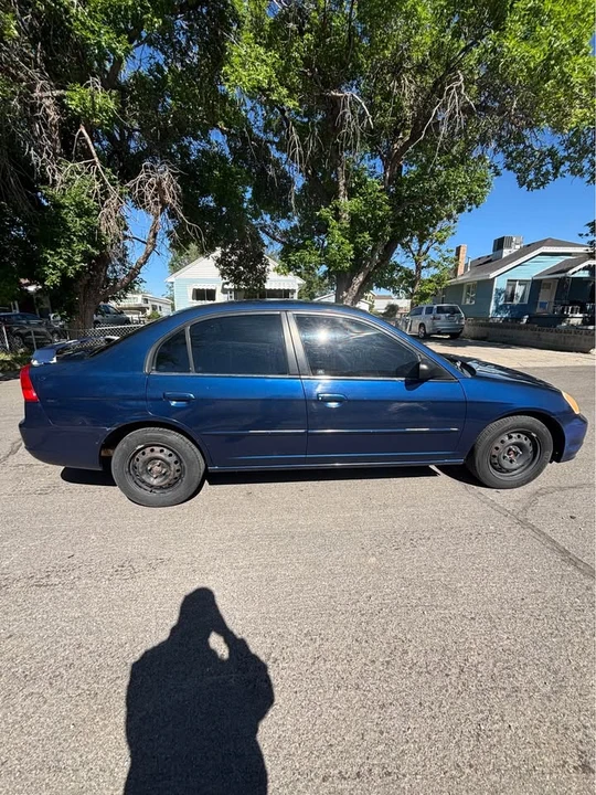 2001 Honda Civic 7th Gen - Image 2 of 13