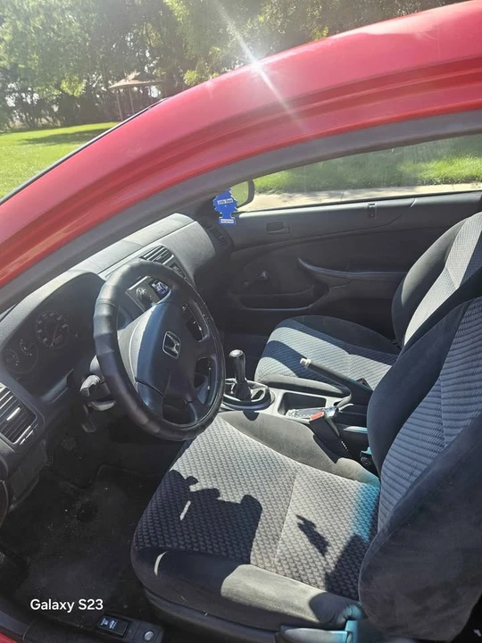 2001 Honda Civic 7th Gen - Image 2 of 10