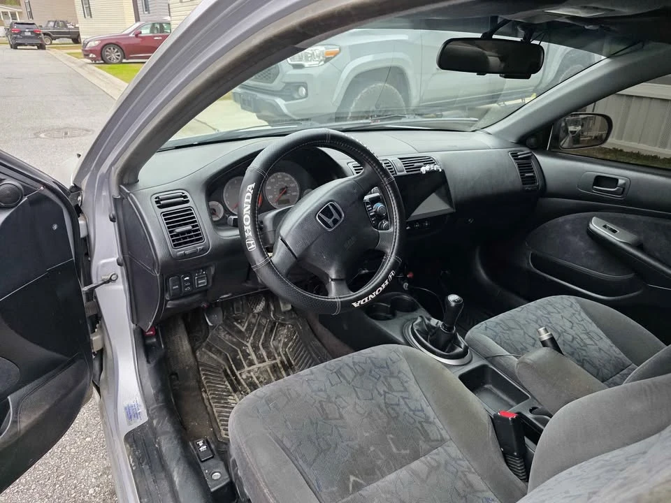 2001 Honda Civic 7th Gen - Image 9 of 13