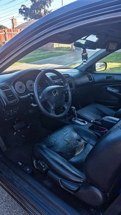 2001 Honda Civic 7th Gen - Image 2 of 3