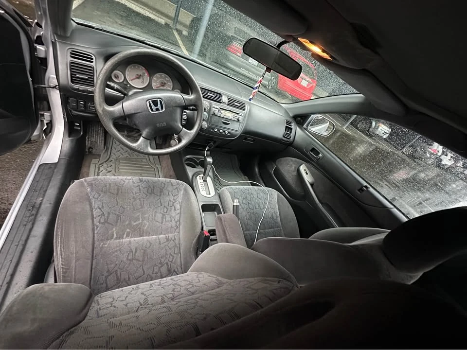 2001 Honda Civic 7th Gen - Image 2 of 7