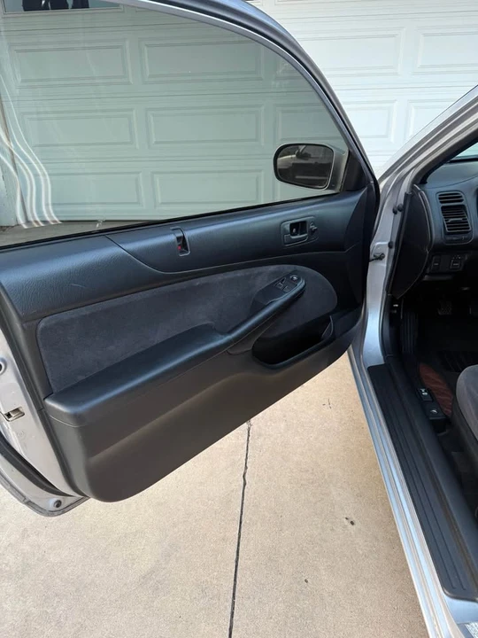2001 Honda Civic 7th Gen - Image 10 of 14