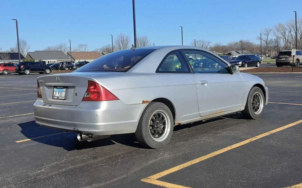 2001 Honda Civic 7th Gen - Image 3 of 11
