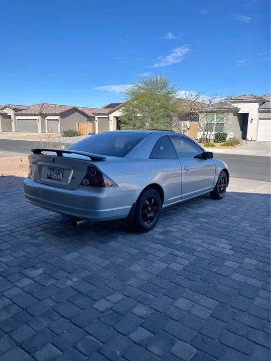 2001 Honda Civic 7th Gen - Image 2 of 15