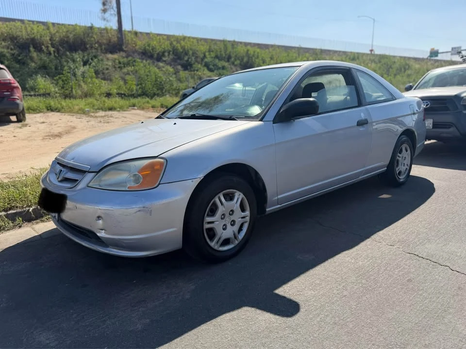2001 Honda Civic 7th Gen - Image 3 of 10