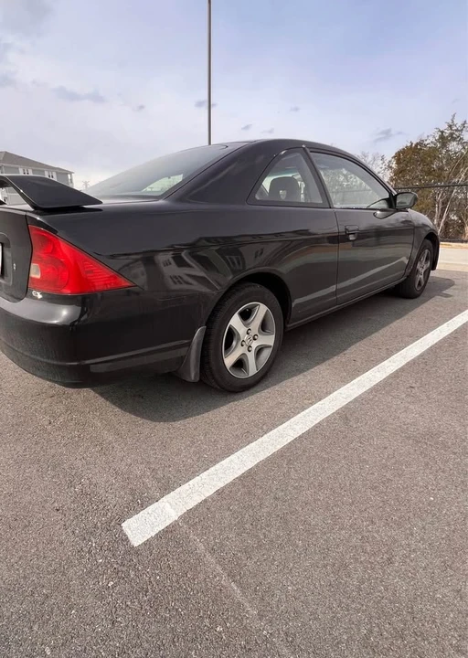 2001 Honda Civic 7th Gen - Image 3 of 9
