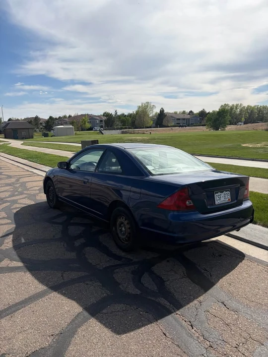 2001 Honda Civic 7th Gen - Image 3 of 12
