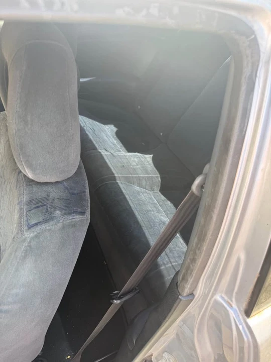 2001 Honda Civic 7th Gen - Image 4 of 8