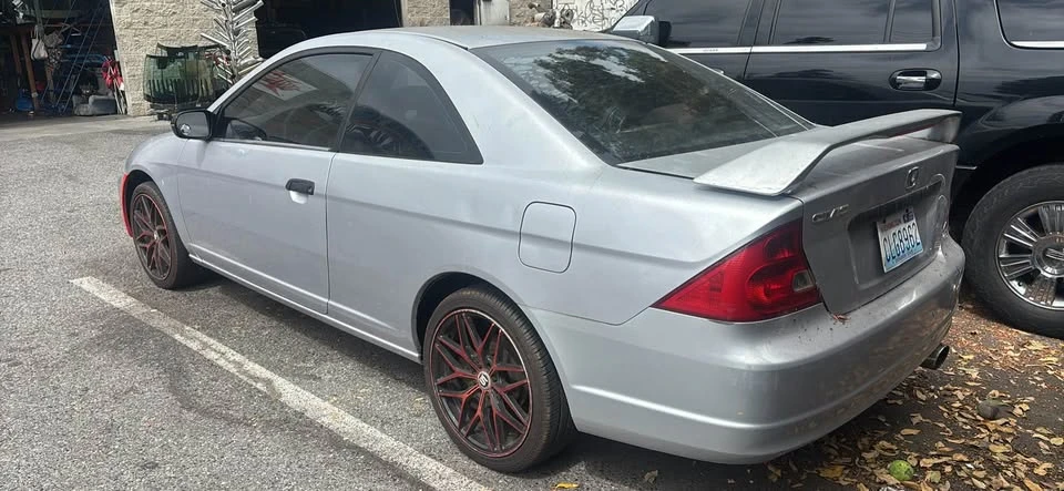 2001 Honda Civic 7th Gen - Image 2 of 5