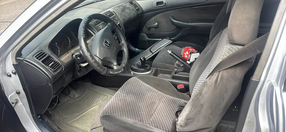2001 Honda Civic 7th Gen - Image 4 of 5