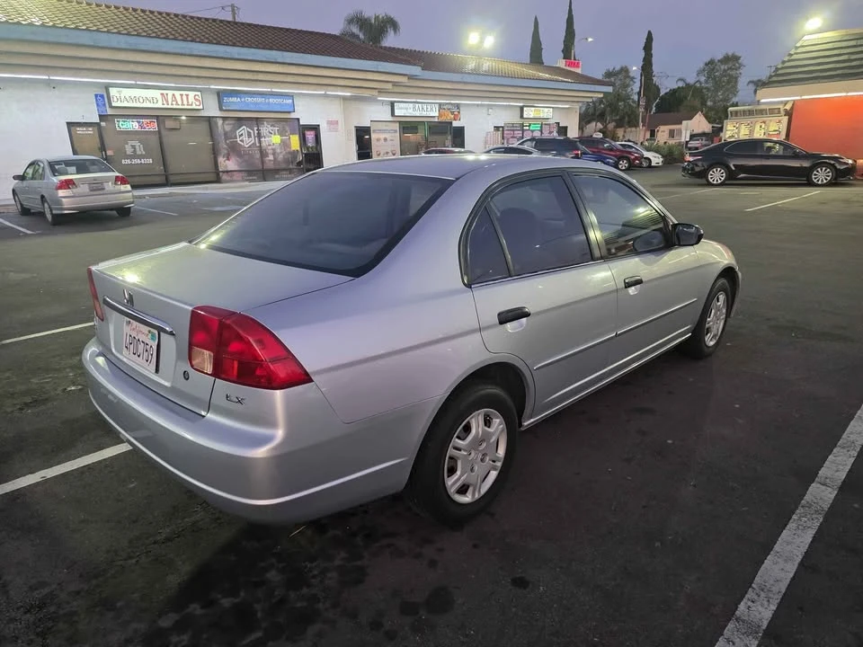 2001 Honda Civic 7th Gen - Image 3 of 7