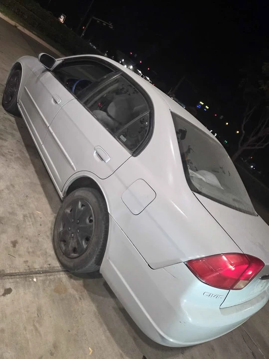 2001 Honda Civic 7th Gen - Image 6 of 8
