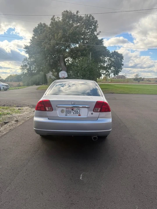 2001 Honda Civic 7th Gen - Image 3 of 18