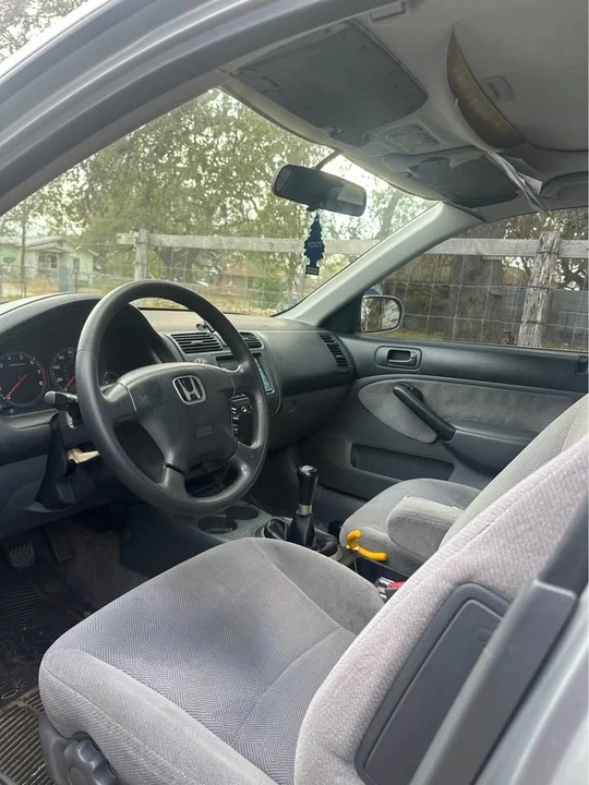 2001 Honda Civic 7th Gen - Image 4 of 5