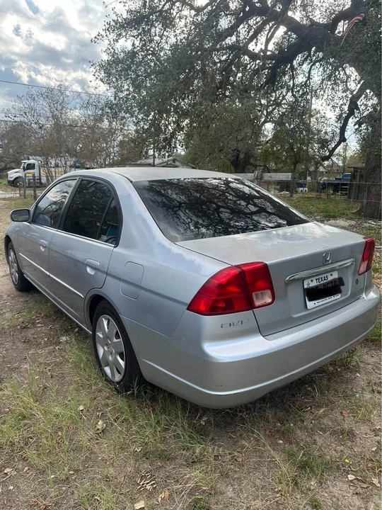 2001 Honda Civic 7th Gen - Image 2 of 5