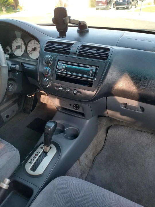 2001 Honda Civic 7th Gen - Image 8 of 10