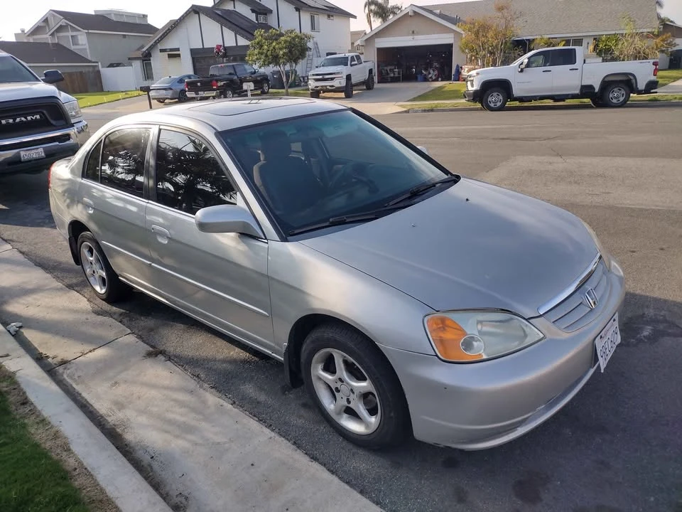 2001 Honda Civic 7th Gen - Image 3 of 10