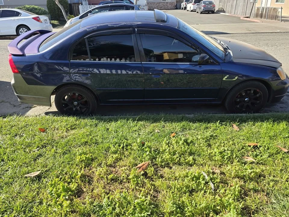 2001 Honda Civic 7th Gen - Image 2 of 7