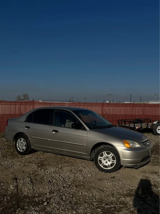 2001 Honda Civic 7th Gen - Image 2 of 7