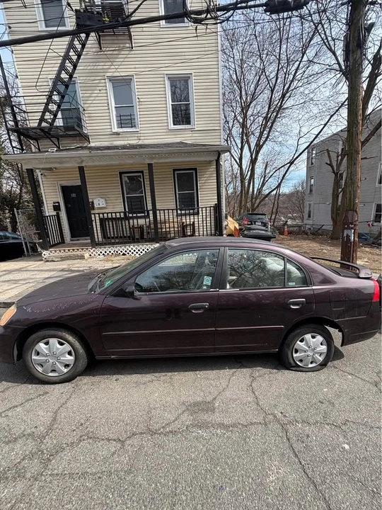 2001 Honda Civic 7th Gen - Image 2 of 10